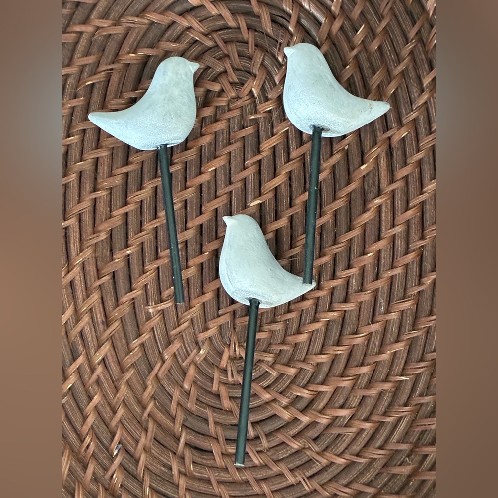 Set of 3 Concrete Gray Bird Garden Stakes